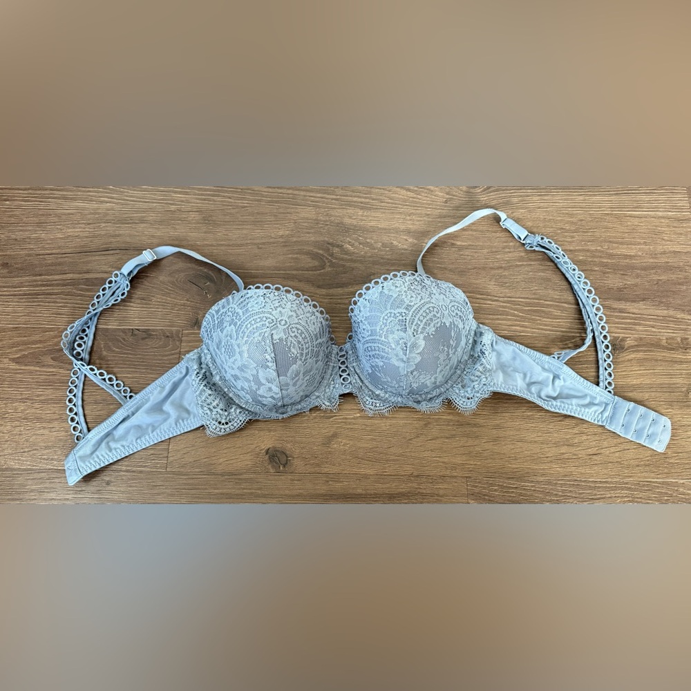 Victoria's Secret Dream Angels Bra Lined Demi Metallic Silver Blue Lace 34D